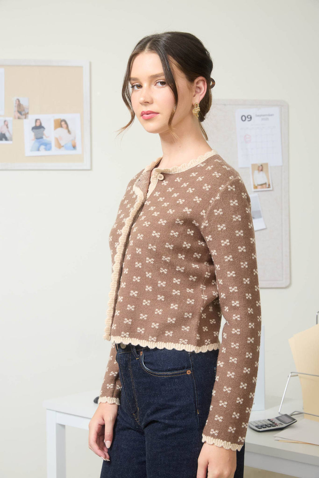 Scallop Trim Button Down Knit Cardigan