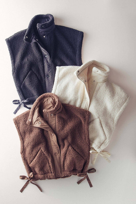 Quilted Collar Boxy Sherpa Vest