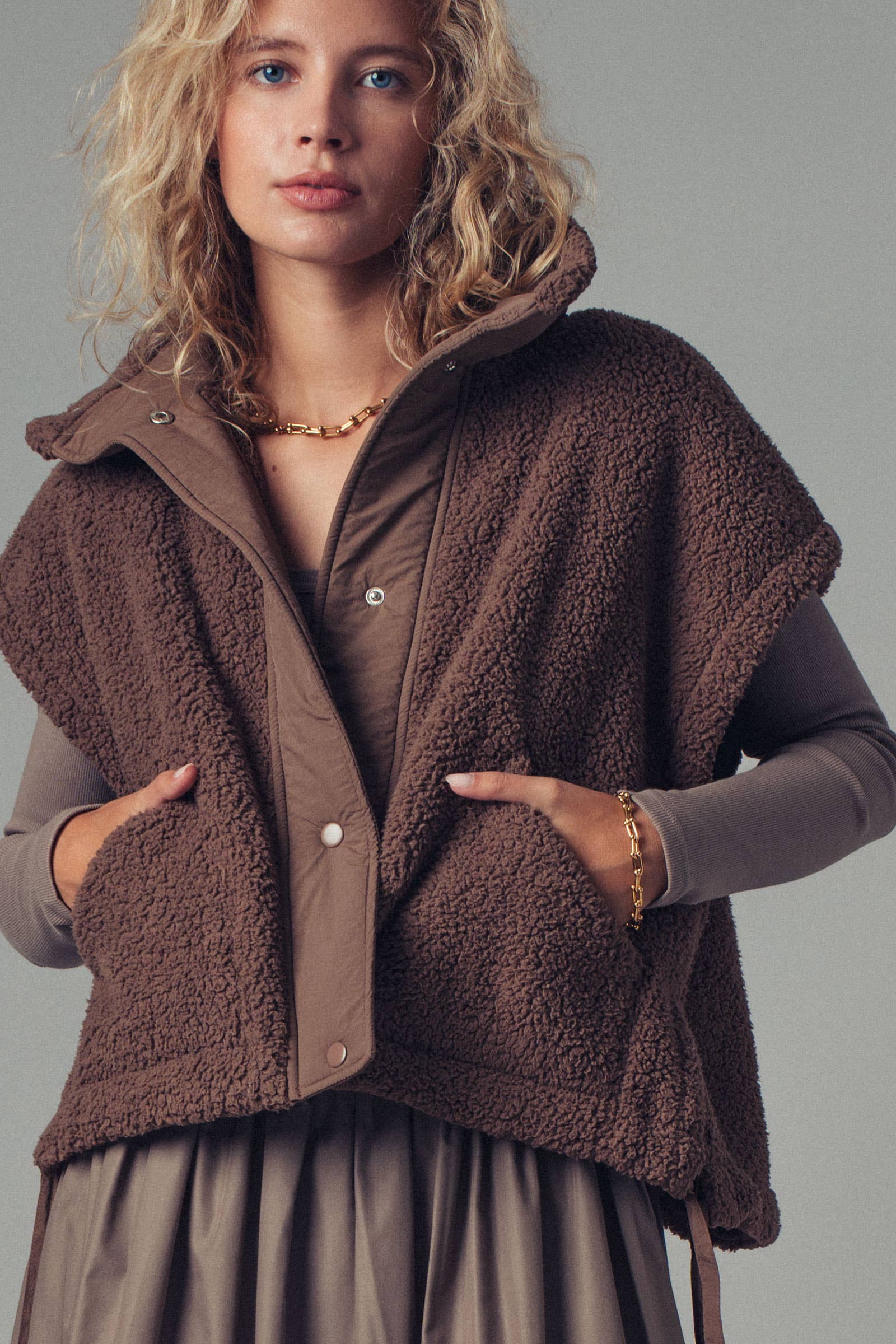 Quilted Collar Boxy Sherpa Vest